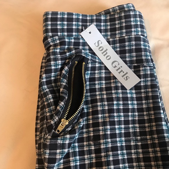 Plaid fleece lined leggings! - Picture 4 of 5